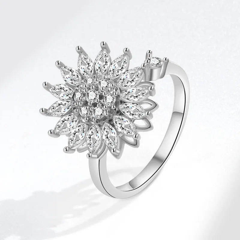 Adjustable Flower Spinner Ring