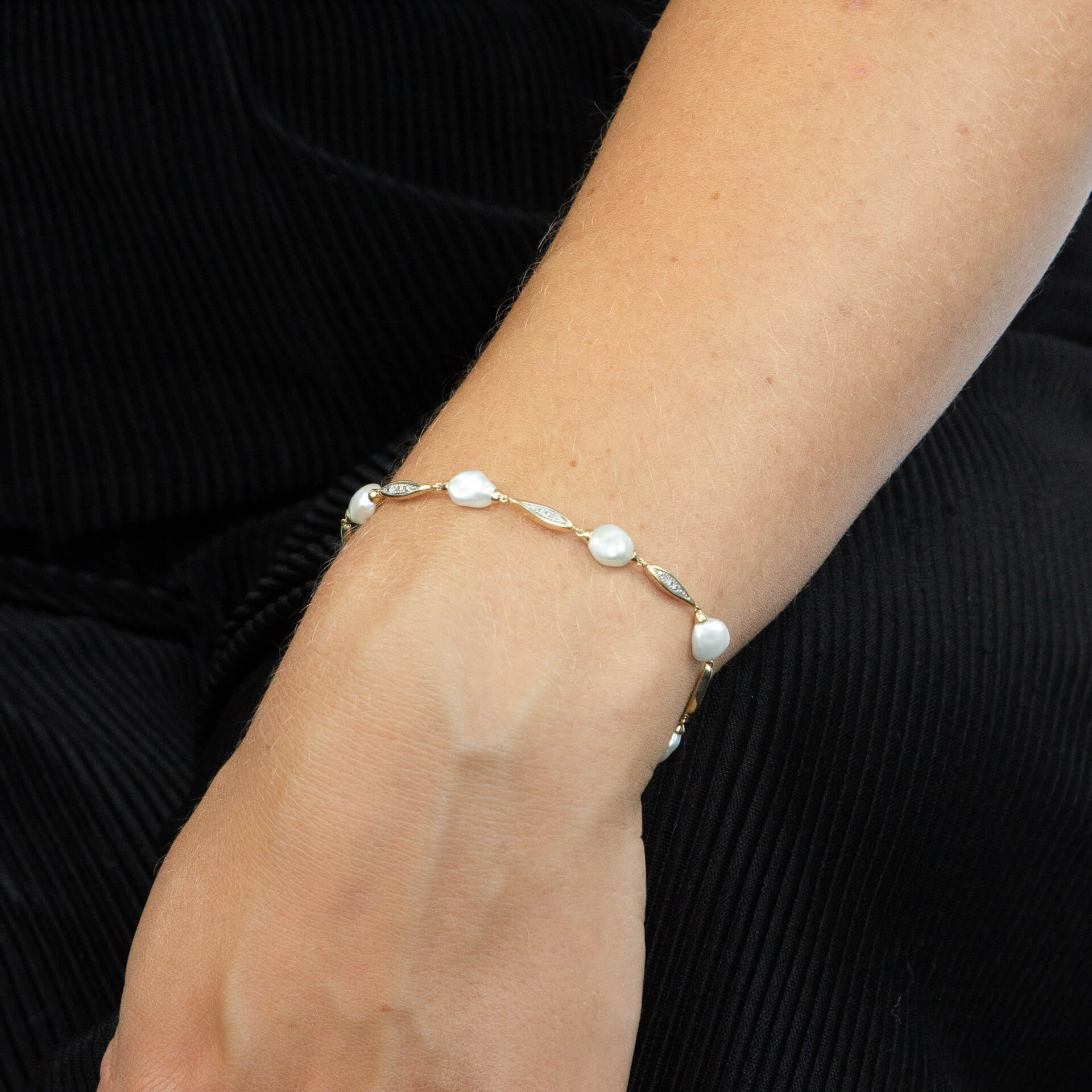 Elements Gold Keshi Pearl and Diamond Station Bracelet