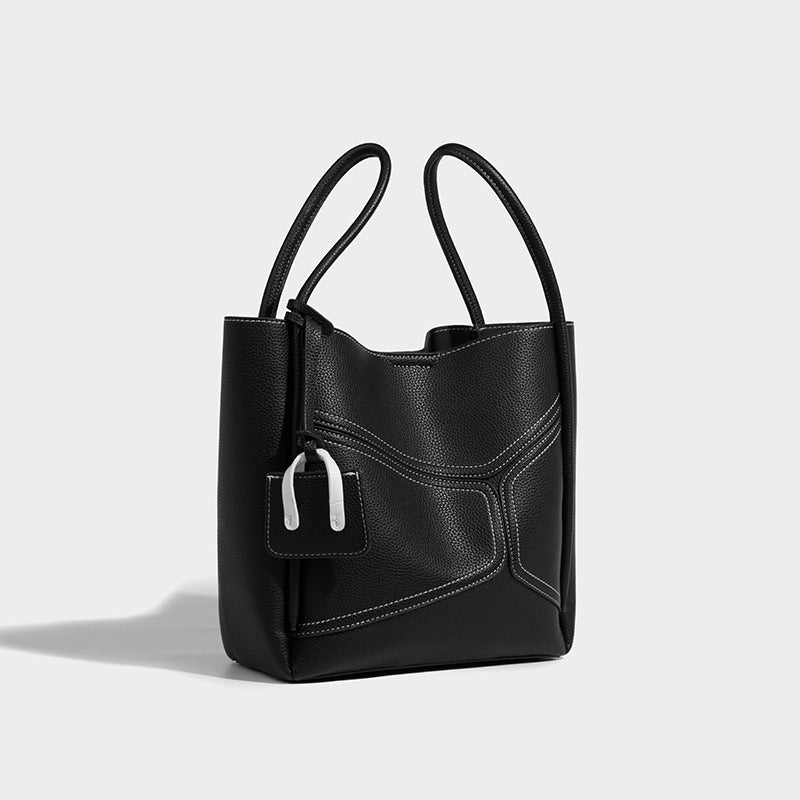 Lässige große Handtasche mit Schultergurt / Umhängetasche