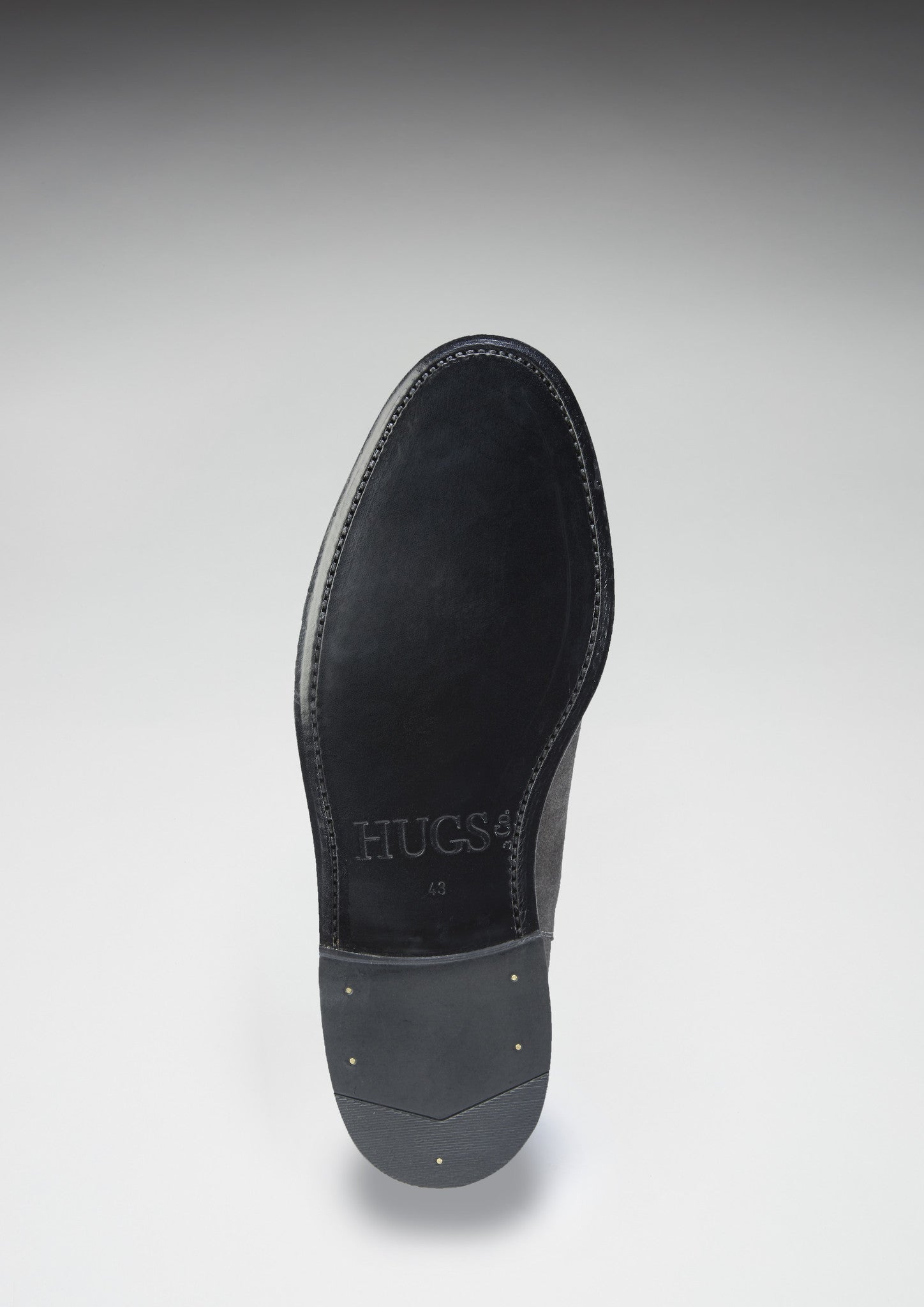 Graue Chelsea Boots aus Wildleder, rahmengenähte Ledersohle