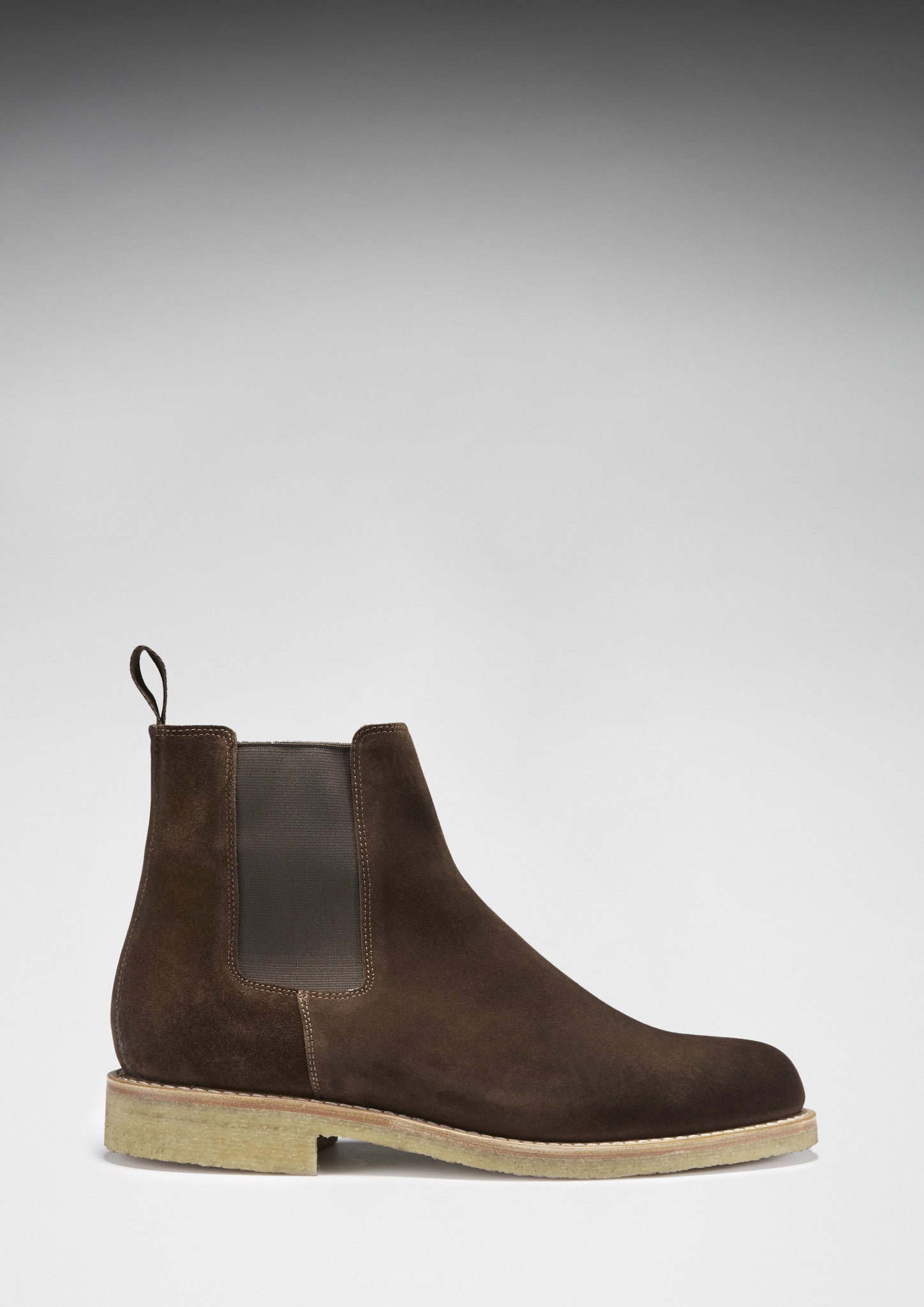 Braune Chelsea-Boots aus Wildleder, mit Kreppsohle rahmengenäht
