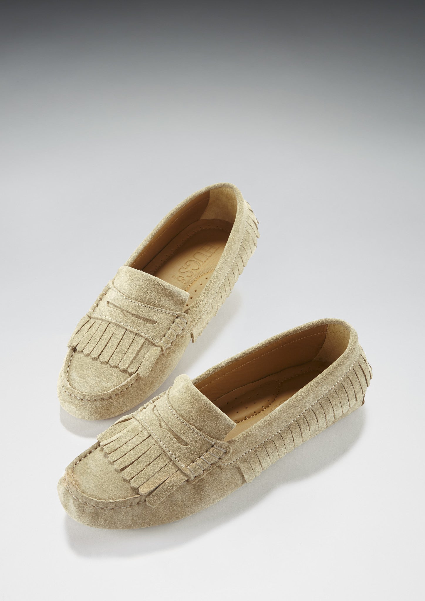 Damen-Driving-Loafer mit Fransen, taupefarbenes Veloursleder
