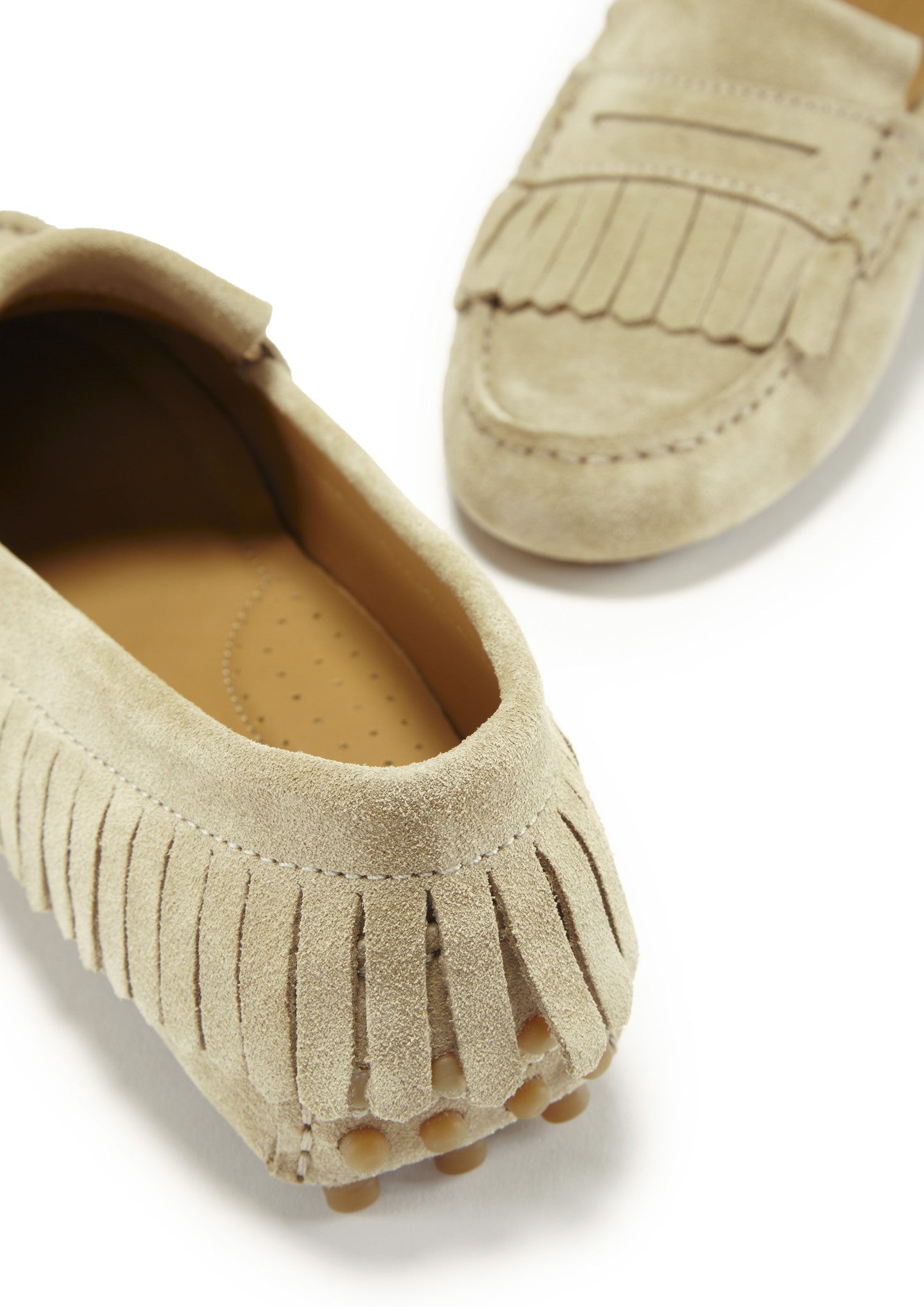 Damen-Driving-Loafer mit Fransen, taupefarbenes Veloursleder