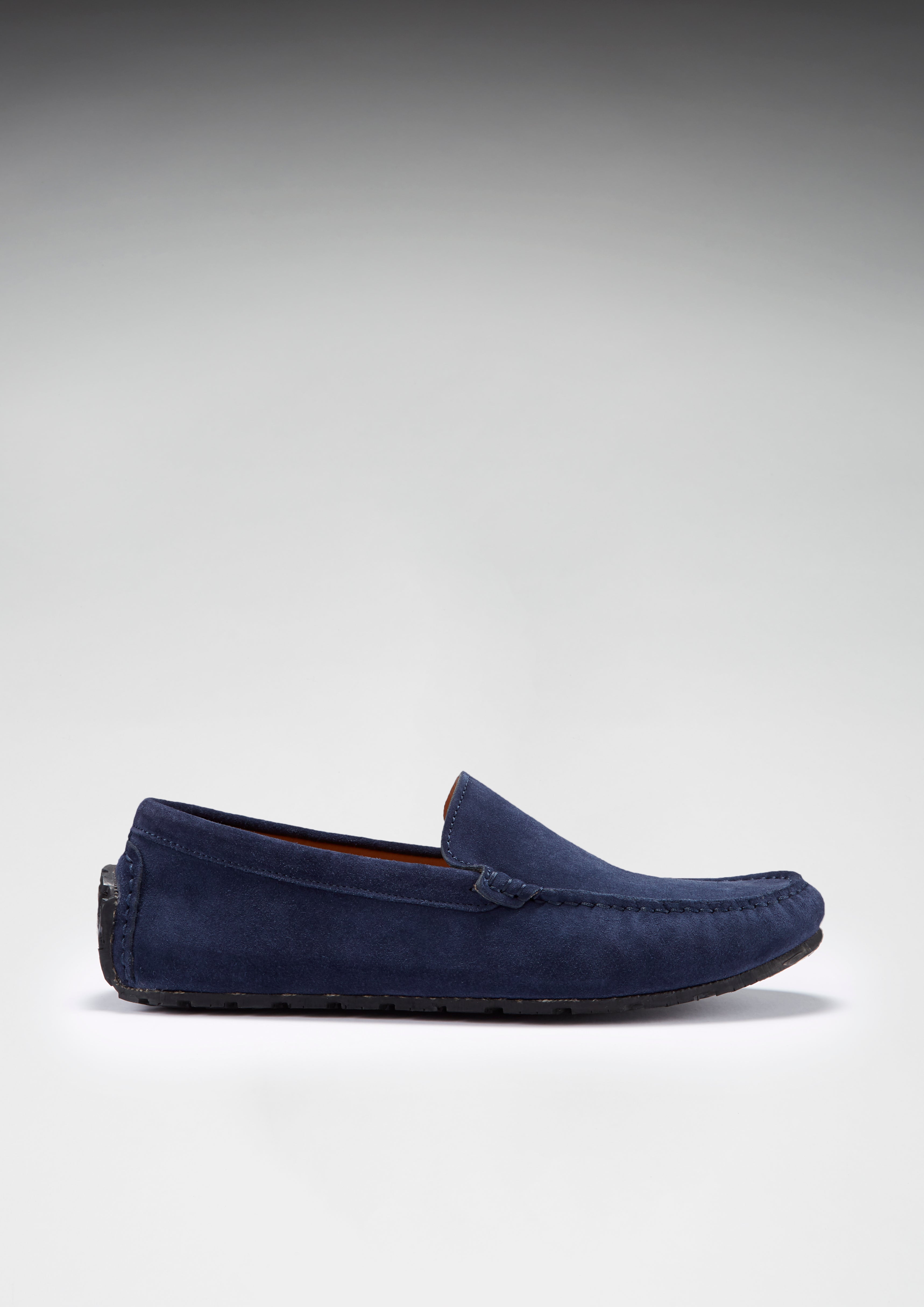 Loafer mit Noppensohle aus marineblauem Veloursleder