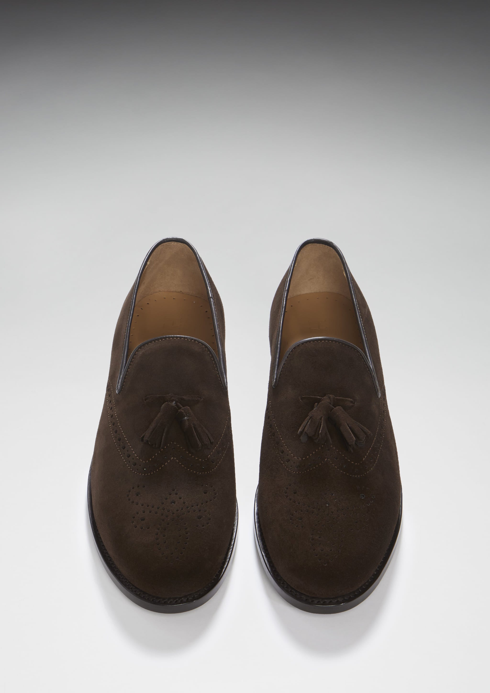 Braune Wildleder-Brogues mit Quasten, rahmengenähte Lederlaufsohle
