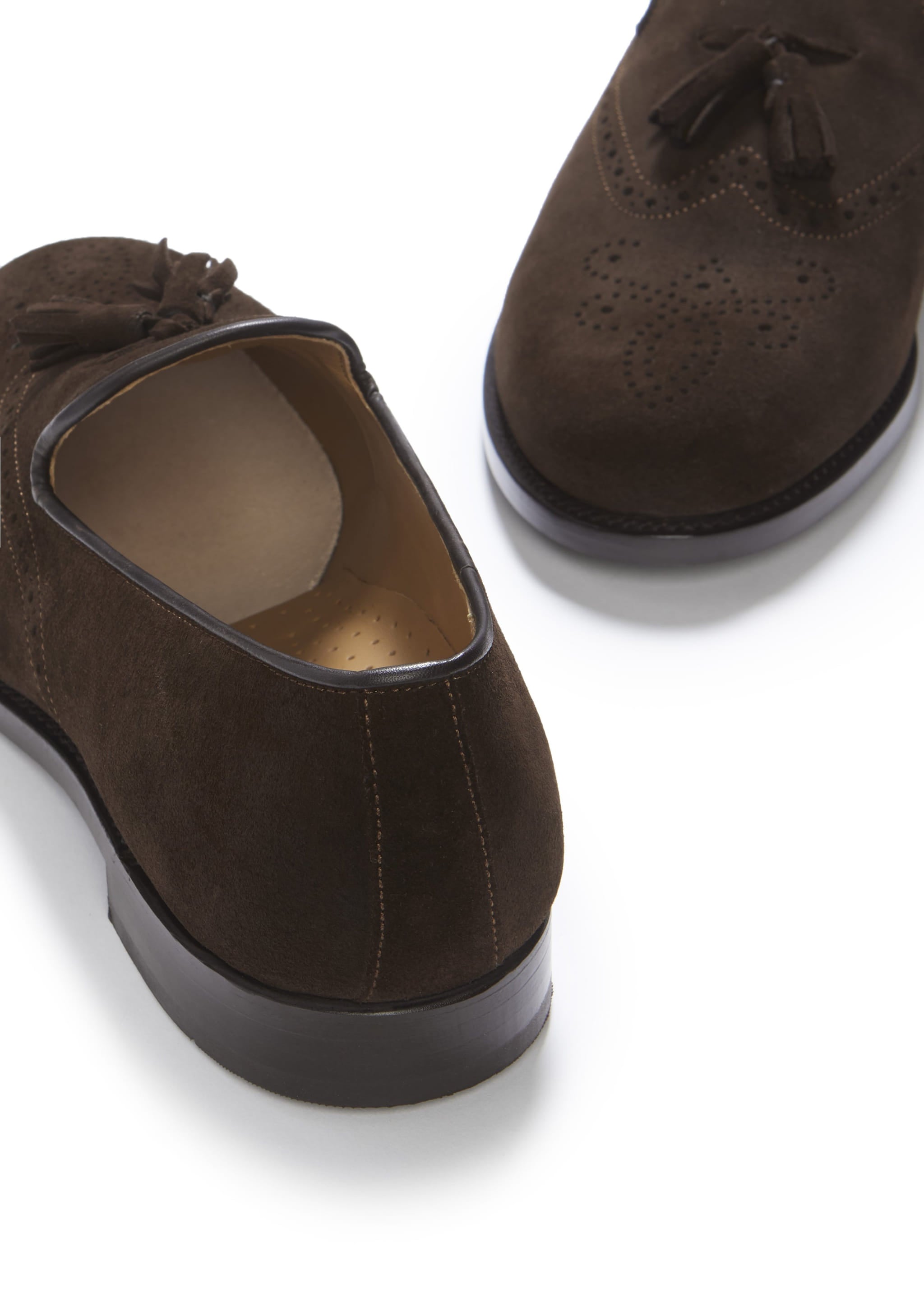 Braune Wildleder-Brogues mit Quasten, rahmengenähte Lederlaufsohle