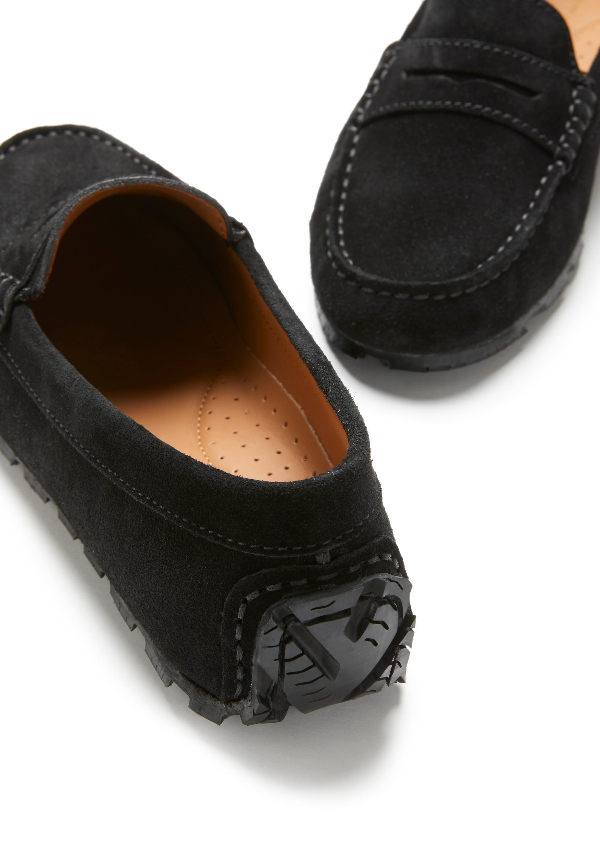 Damen-Pennyloafer mit Reifensohle, schwarzes Wildleder