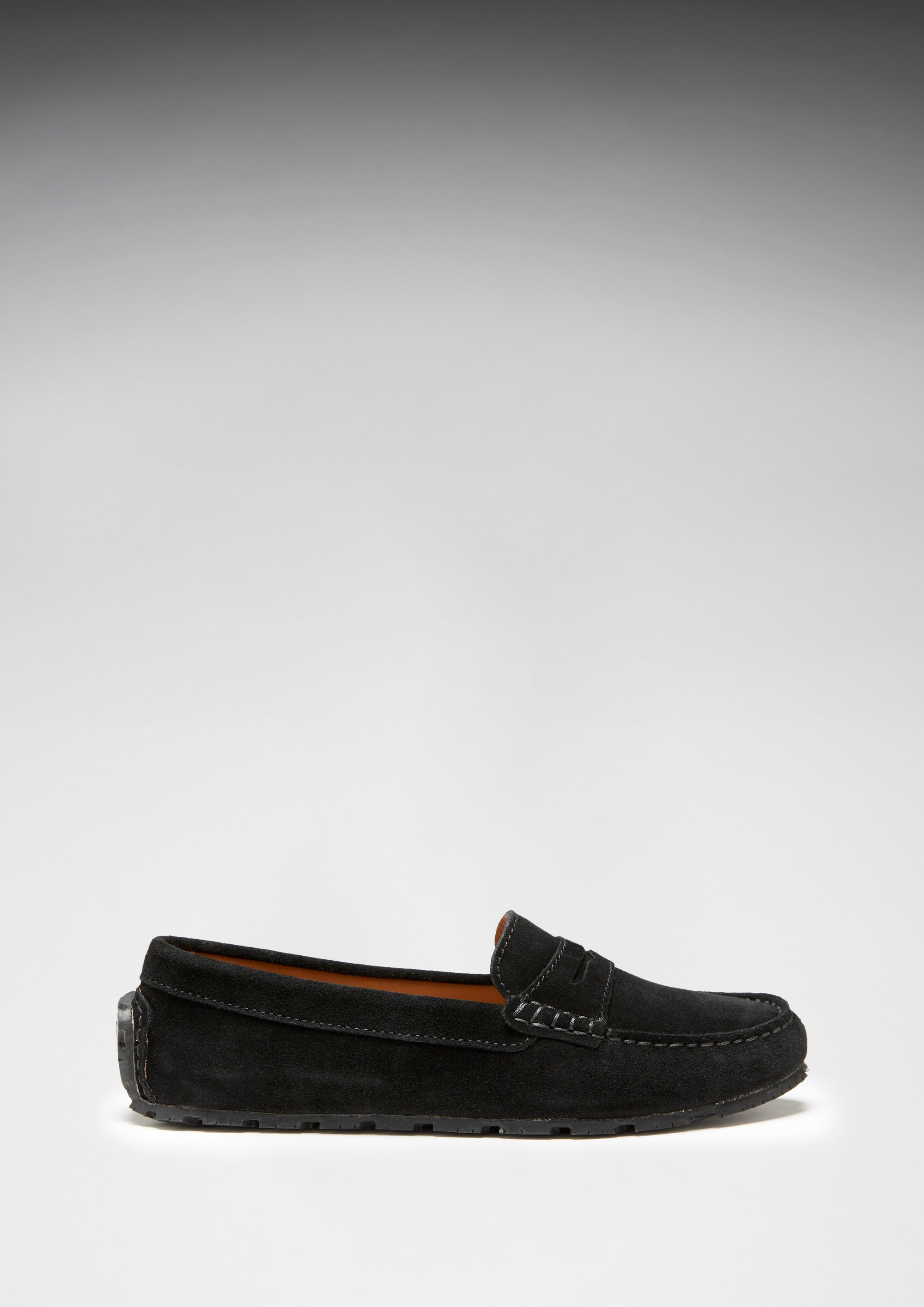 Damen-Pennyloafer mit Reifensohle, schwarzes Wildleder