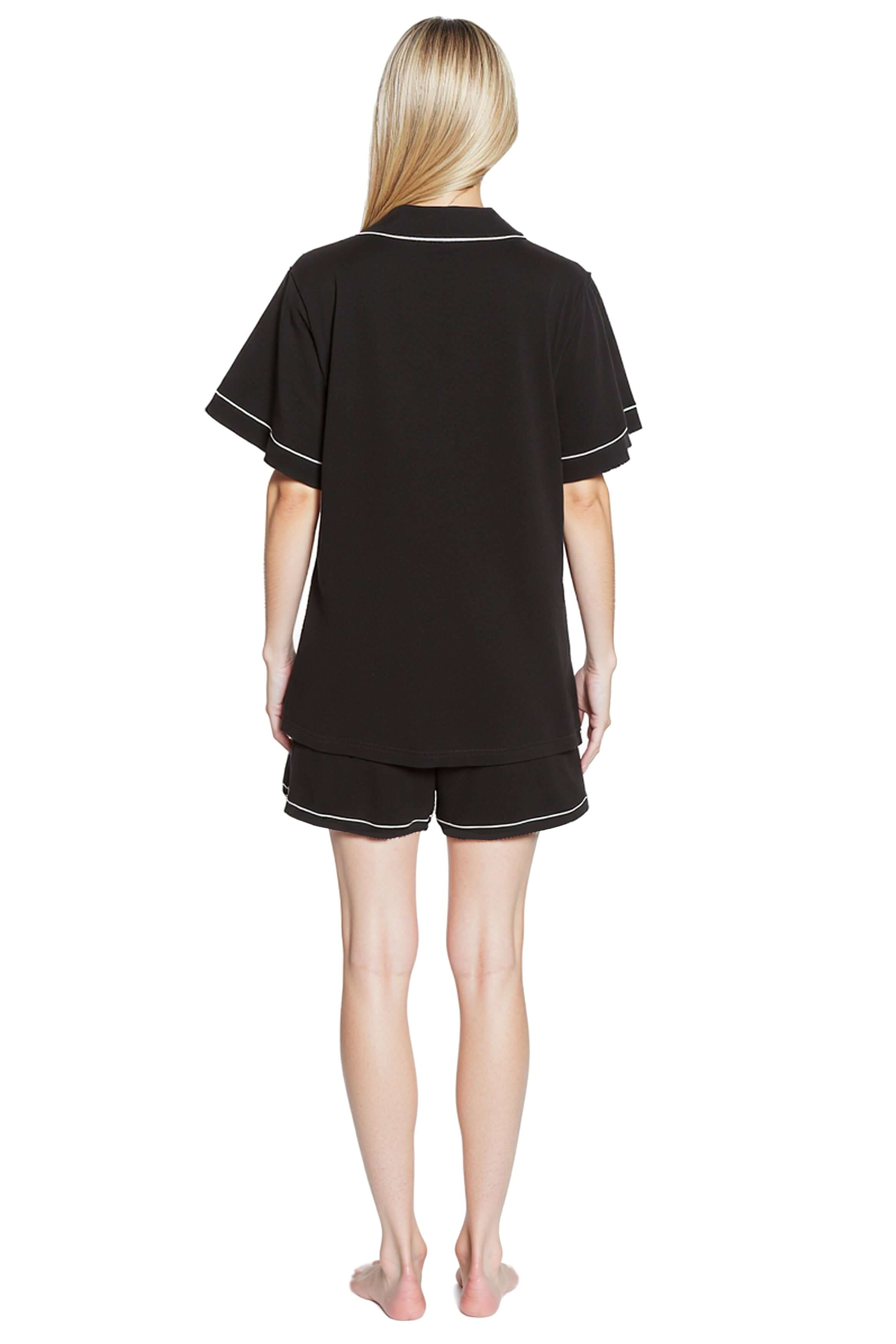 Daisy Dreamer Damen Kurzer Pyjama in Schwarz – Superweiche Schlafbekleidung mit Knopfleisten-Oberteil und Shorts mit Taschen, lockere Passform