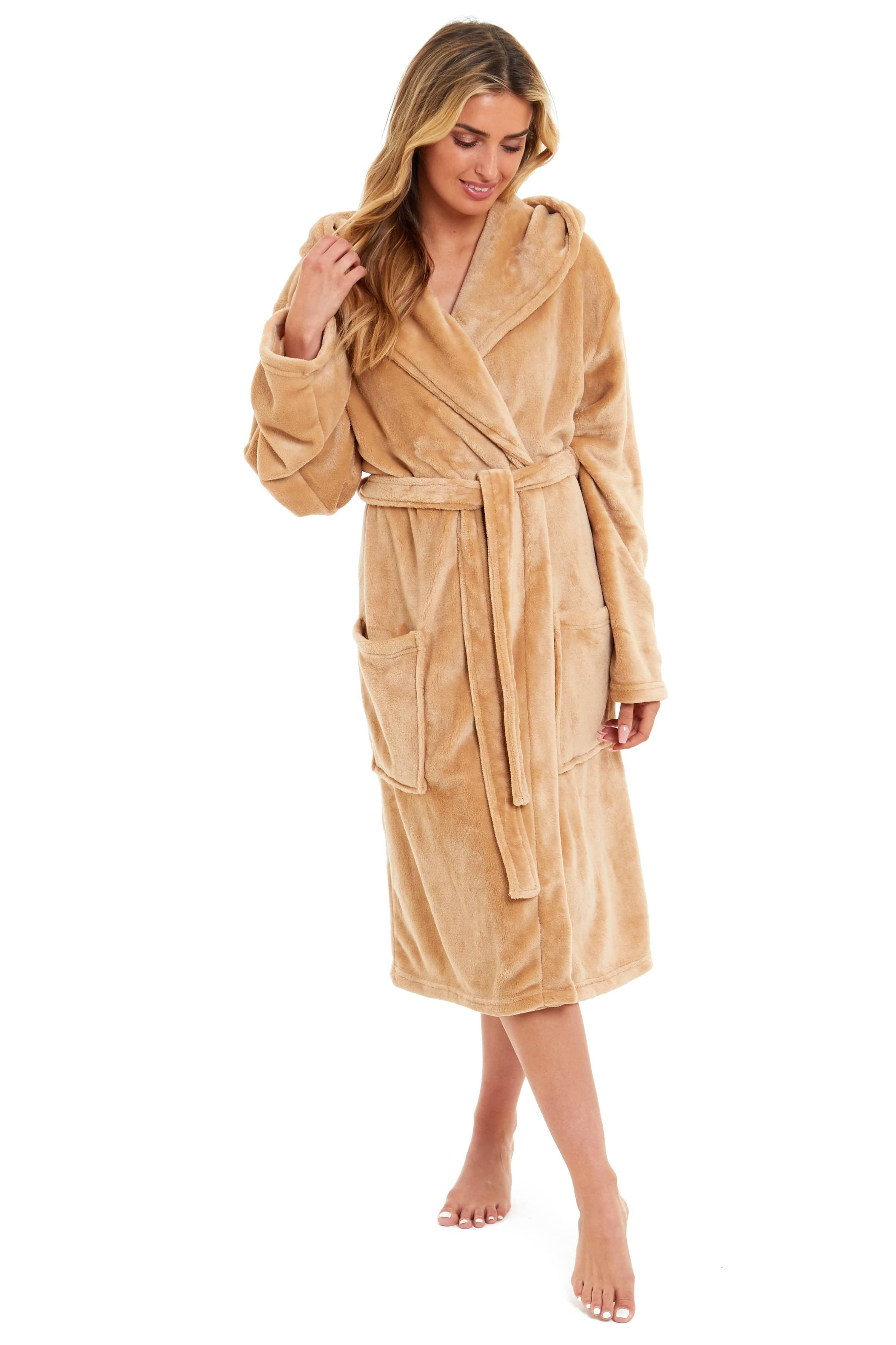 OLIVIA ROCCO Damen Kapuzen-Fleece-Bademantel Ultra-weicher Samt-Bademantel für Winter, Entspannung und Gemütlichkeit zu Hause