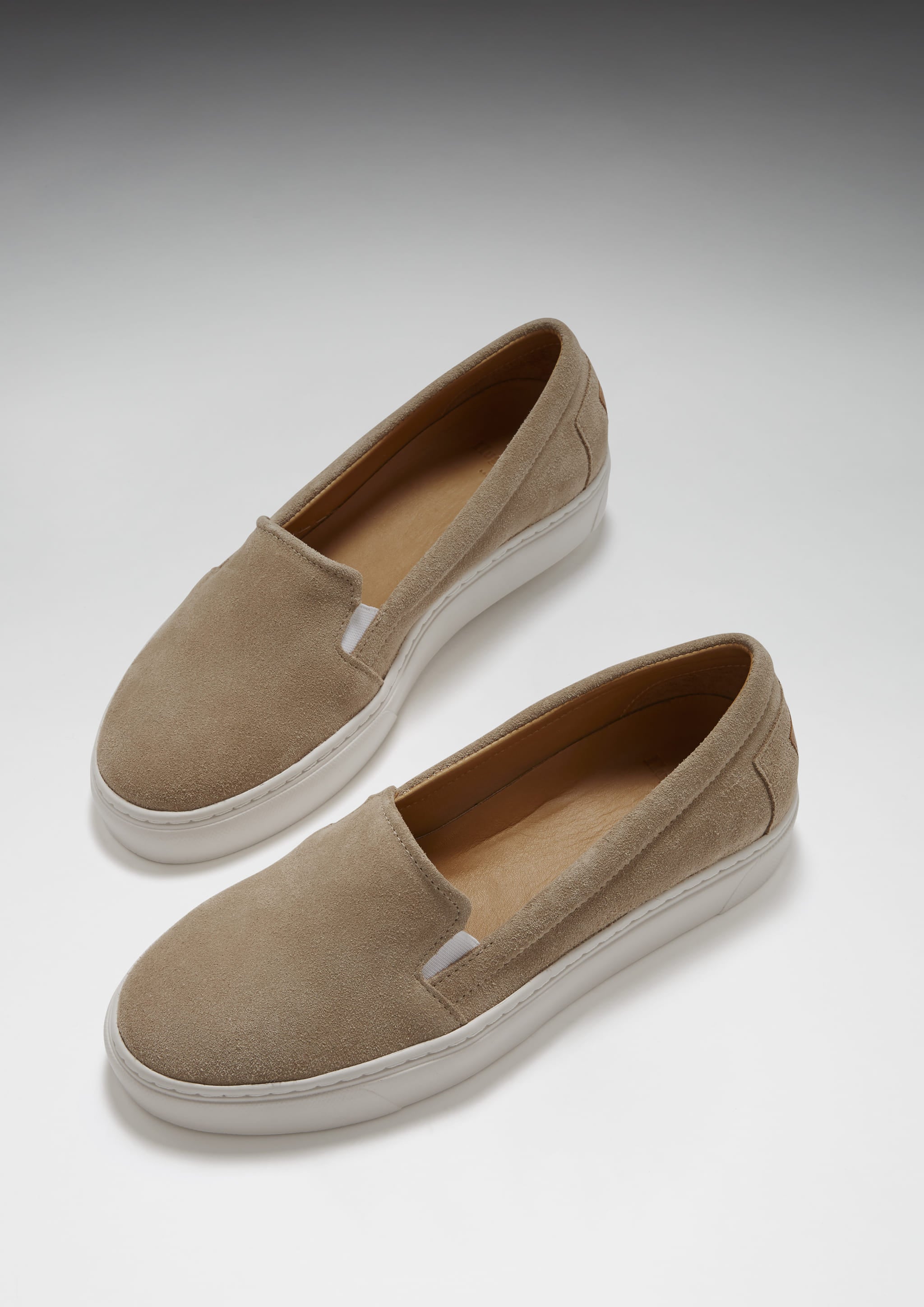 Slip-On Sneaker für Damen, taupefarbenes Wildleder